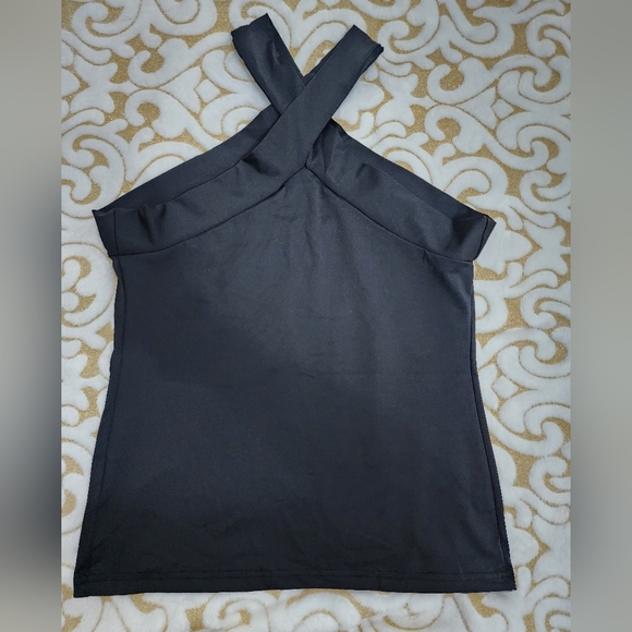 Halter Top - Picture 2 of 3